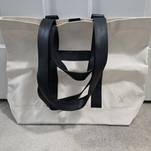 Express Large Canvas Cream Tote Bag Leather Straps & Magnet Closure